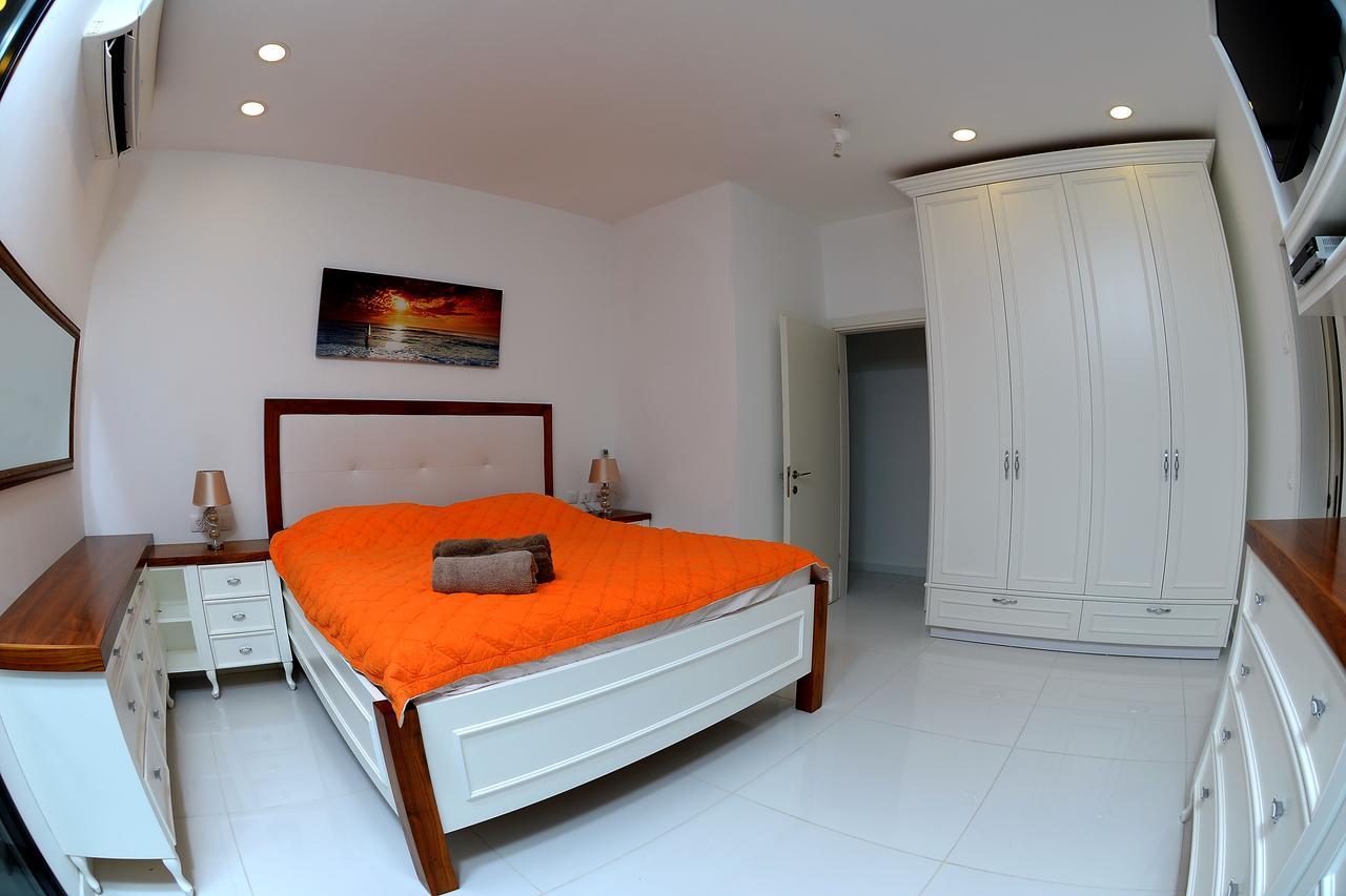 Open Sky Luxury Apartment 엘라트 외부 사진