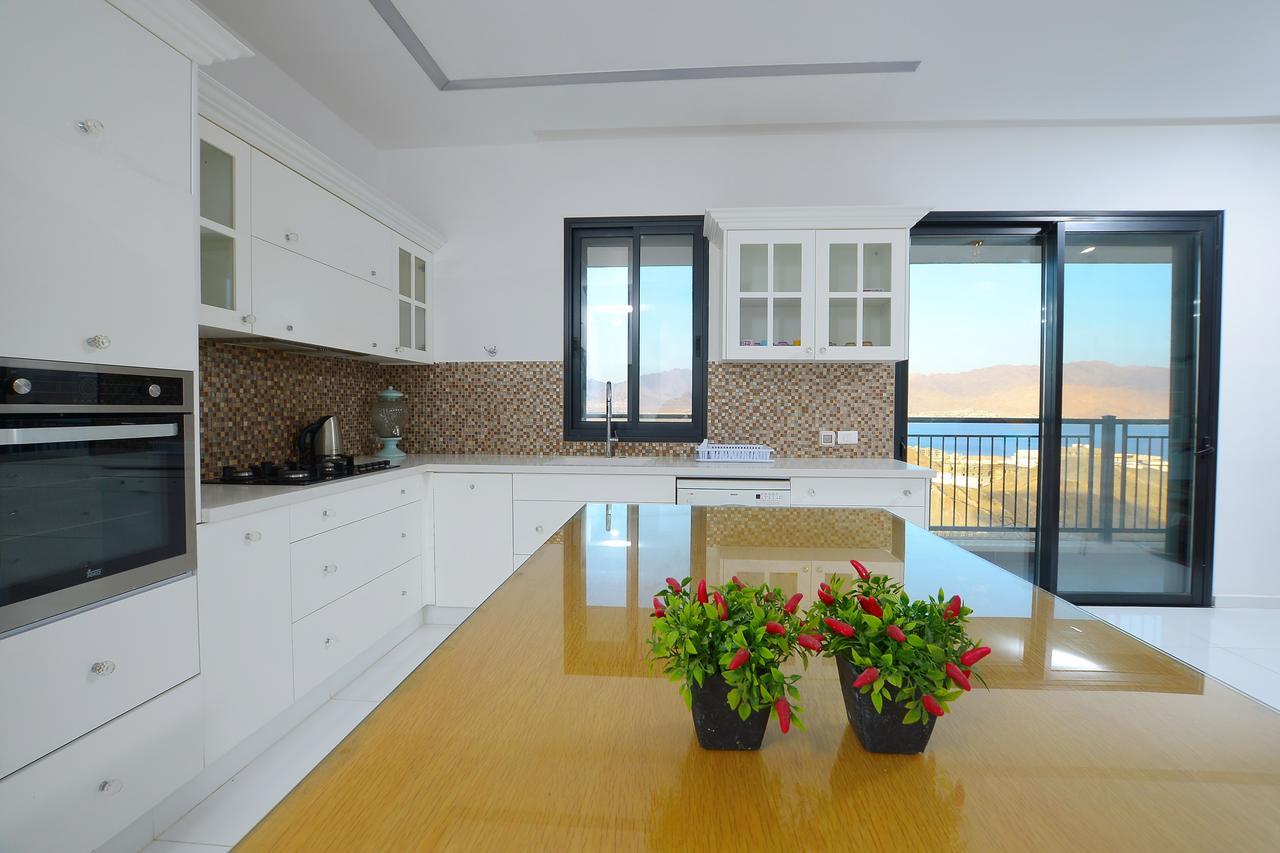 Open Sky Luxury Apartment 엘라트 외부 사진